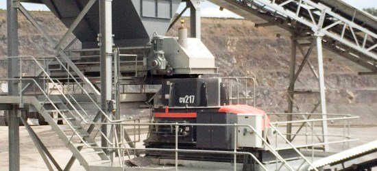 Sandvik CV217 impact crusher