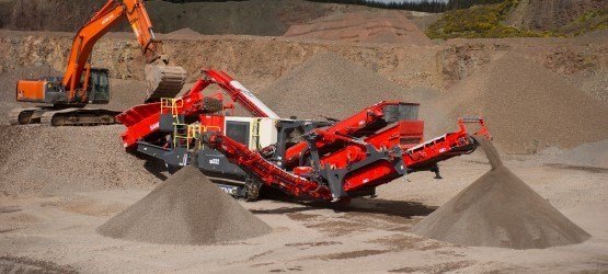 Sandvik QH332 DDHS Mobile hydrocone crusher