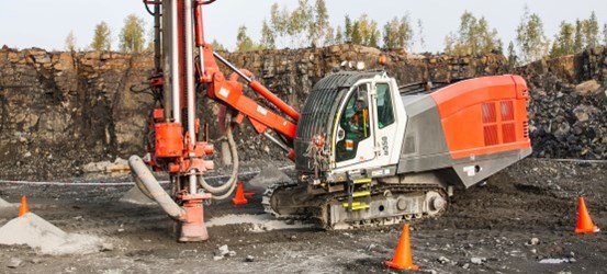 Sandvik DI560 Down-the-hole drill rig